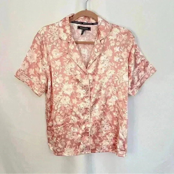 BCBG Maxazria Sleepwear‎ Short Set Large Washy Shadow Floral Pink Floral Satiny - Picture 2 of 10